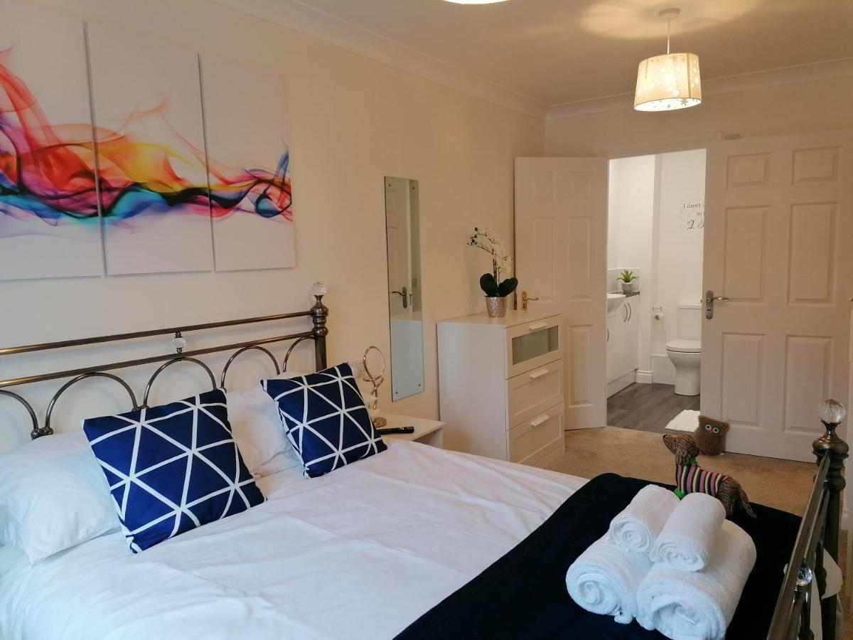 Luxury Modern 2 Bed Apartment, Free Undercroft Parking For 1 Car Σαουθάμπτον Εξωτερικό φωτογραφία