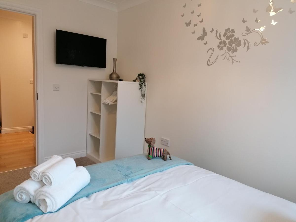 Luxury Modern 2 Bed Apartment, Free Undercroft Parking For 1 Car Σαουθάμπτον Εξωτερικό φωτογραφία