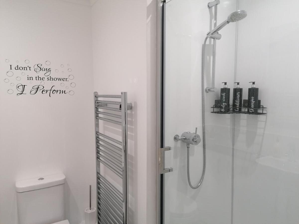 Luxury Modern 2 Bed Apartment, Free Undercroft Parking For 1 Car Σαουθάμπτον Εξωτερικό φωτογραφία